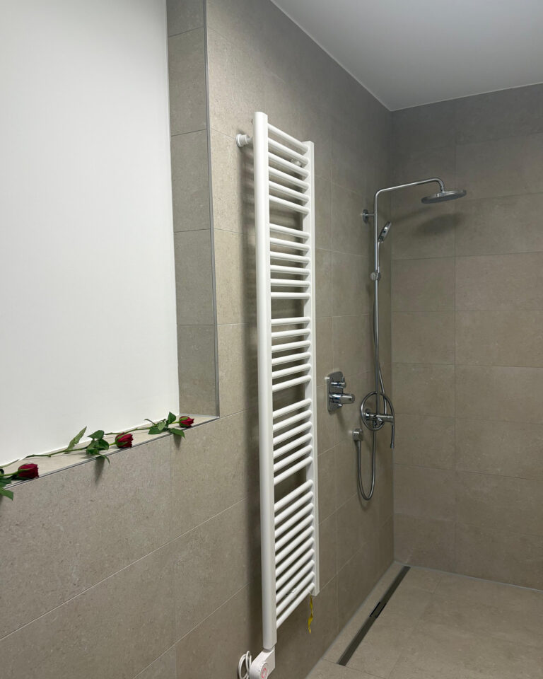 G³ Dietenheim Wohnungsübergabe Brot Salz Sekt