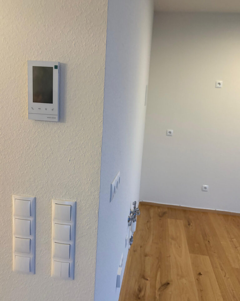 G³ Dietenheim Wohnungsübergabe Brot Salz Sekt